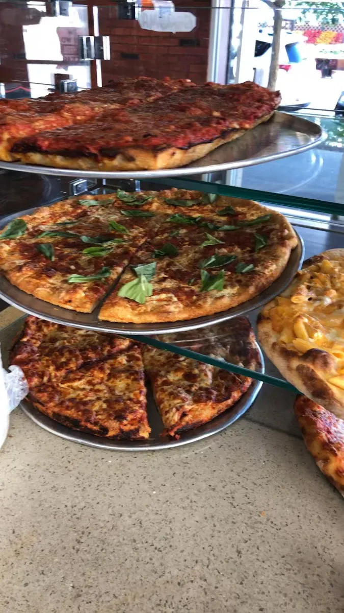 Benny's Brick Oven Pizza — photo 5