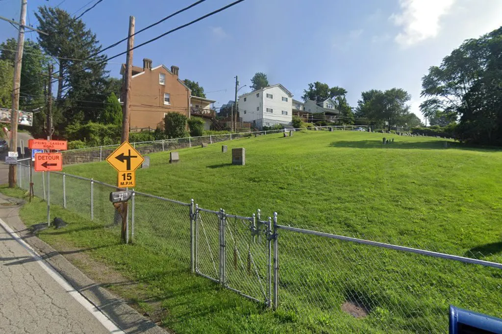 Bes Almon (Troy Hill Jewish Cemetery) — foto 3