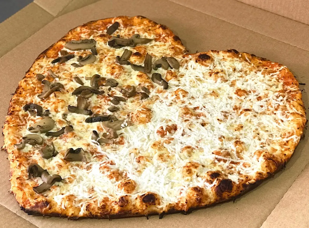 Best Pizza (HaMelacha) — photo 6