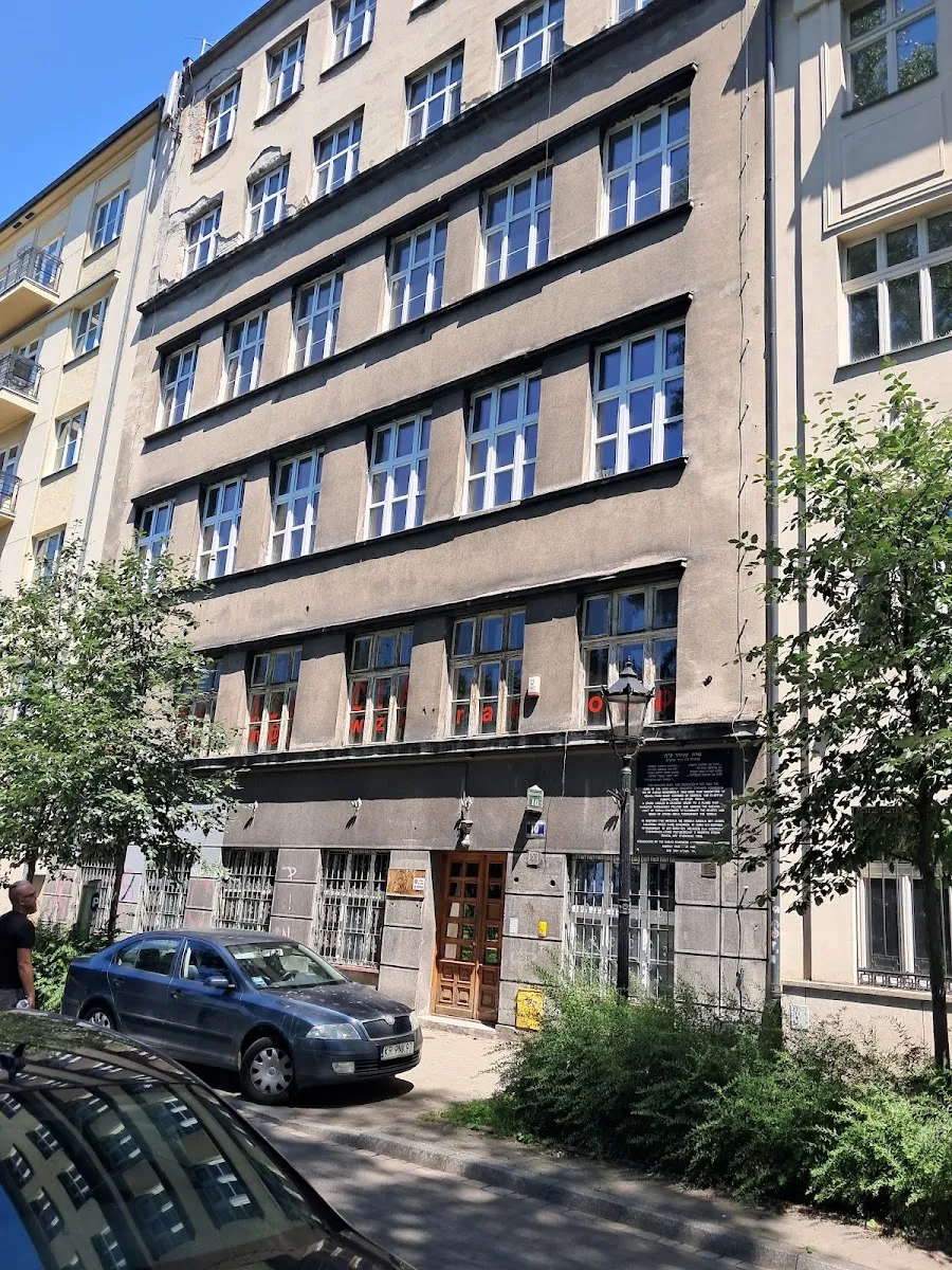 Bet Jakow, Żeńska Szkoła Żydowska - tablica pamiątkowa — photo 2