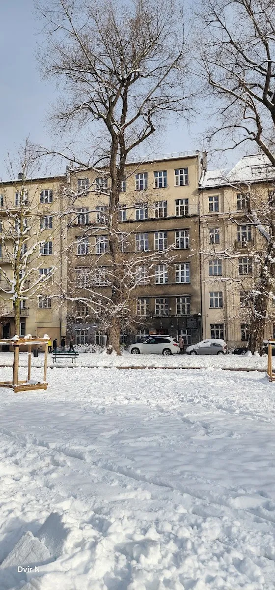 Bet Jakow, Żeńska Szkoła Żydowska - tablica pamiątkowa — photo 7