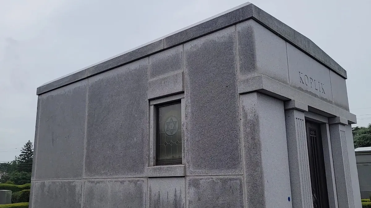 Beth David Cemetery — photo 4