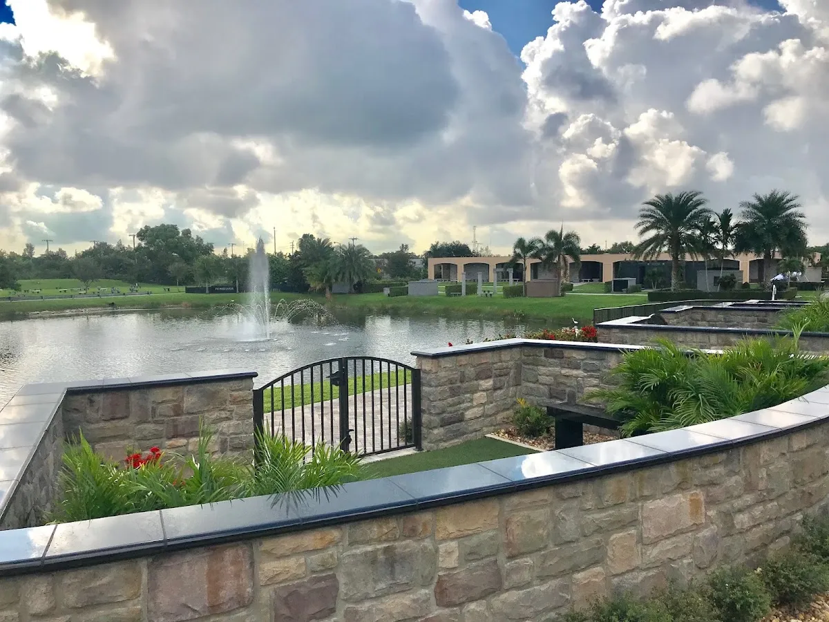 Beth David Memorial Gardens (Levitt-Weinstein) — foto 3