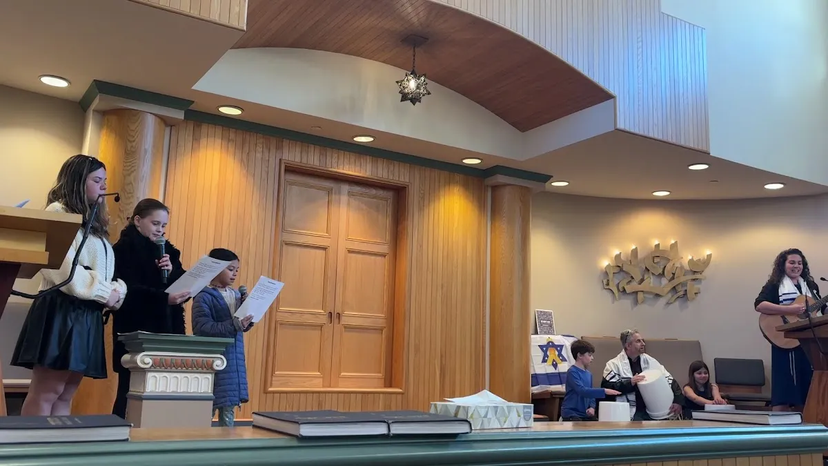 Beth David Reform Congregation — foto 3