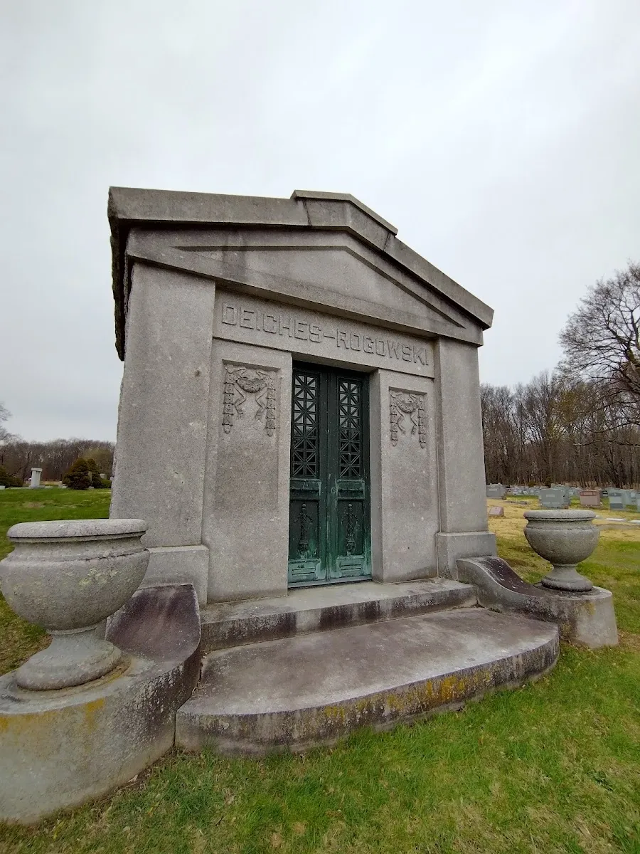 Beth Emeth Cemetery — photo 8