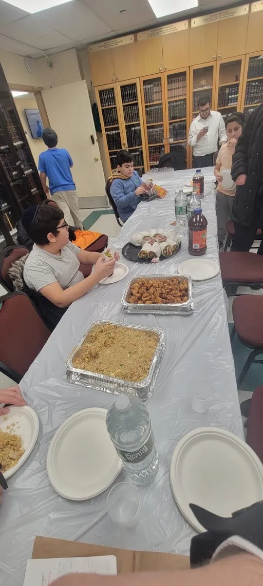 Beth Gavriel Bukharian Congregation — foto 4