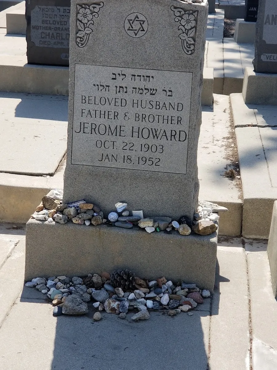 Beth Israel Cemetery — foto 9