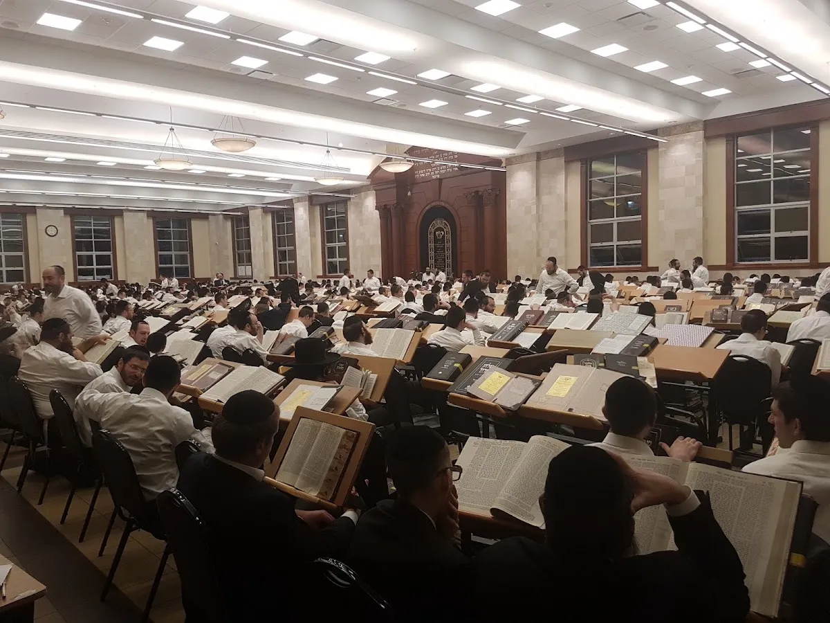Beth Medrash Govoha - Bais Aharon — foto 4