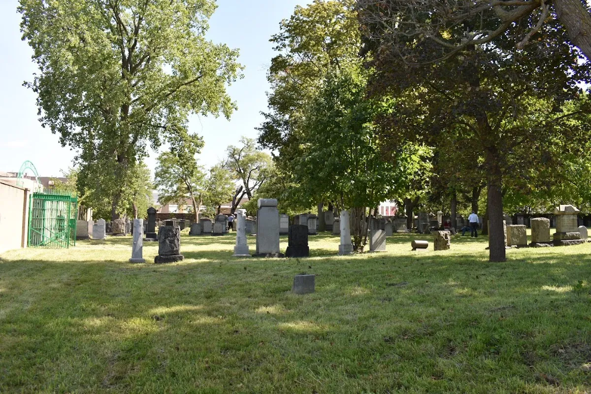 Beth Olem Cemetery — foto 8