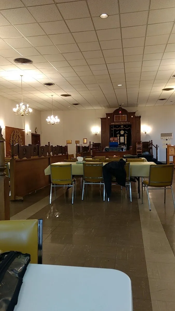 Beth Tefilah Synagogue — photo 4