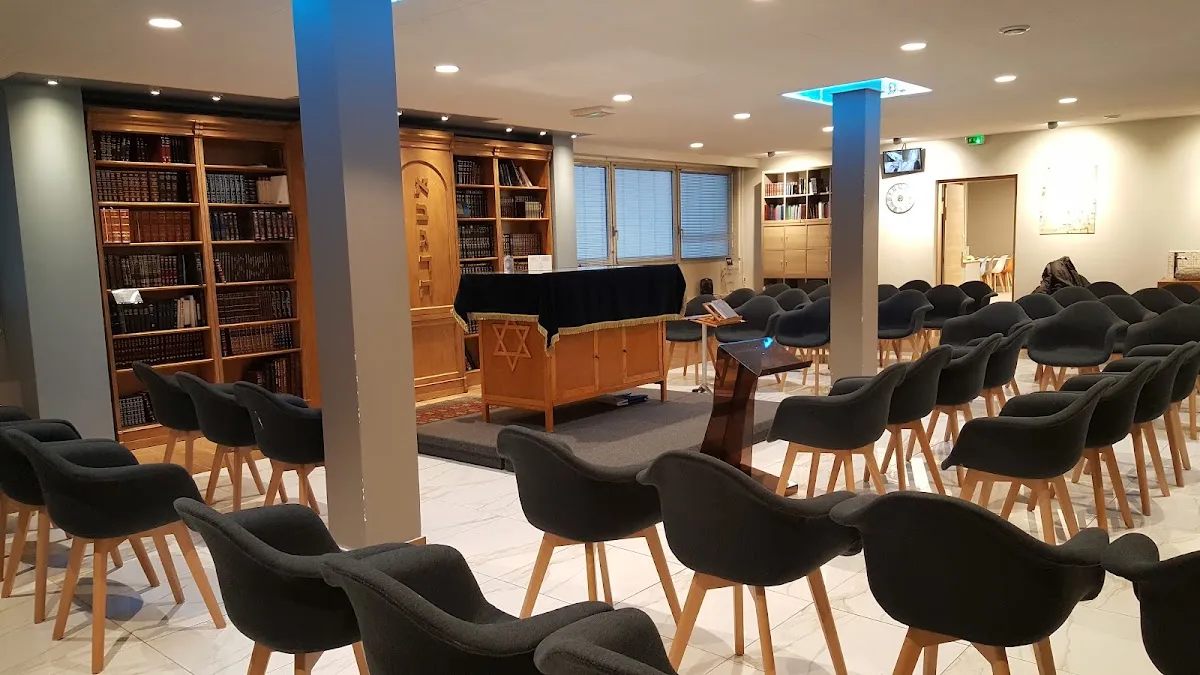 Beth Yossef Suresnes — photo 2