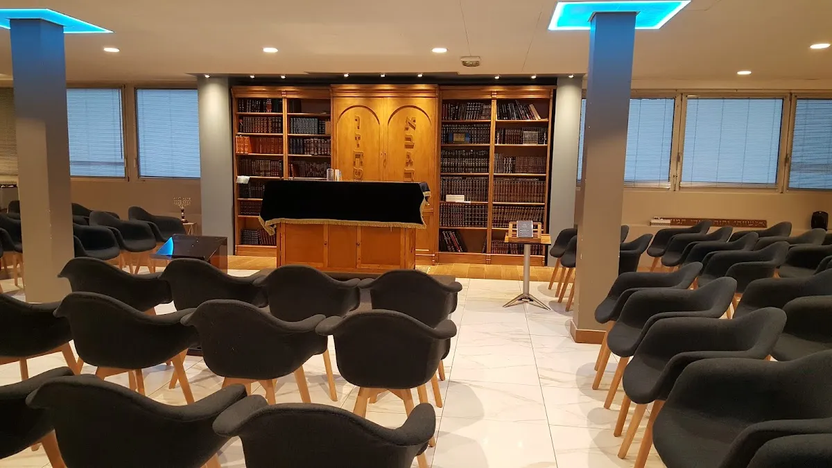 Beth Yossef Suresnes — photo 8