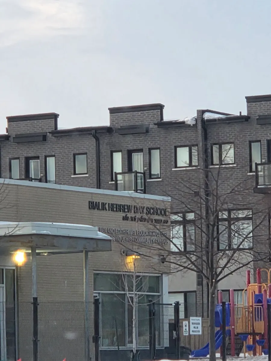 Bialik Hebrew Day School (campus Viola Joseph, Maple) — foto 2