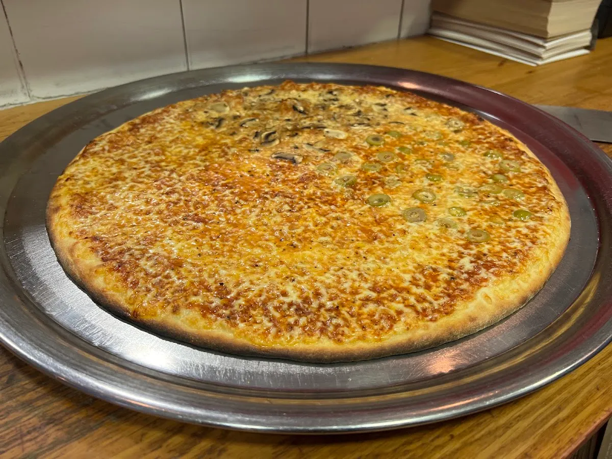 Big Apple Pizza (Kanfei Nesharim) — foto 3