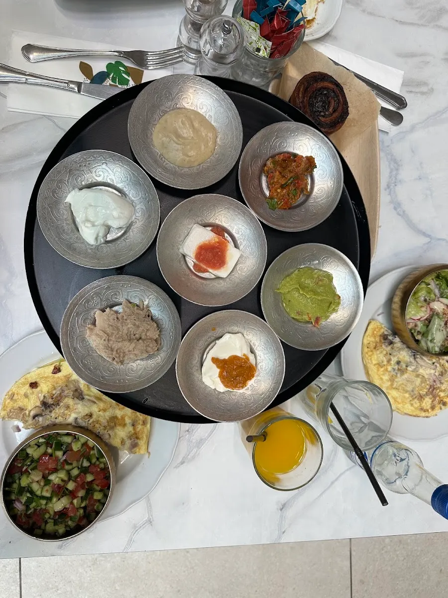 Biga (Kanyon Rehovot) — photo 5