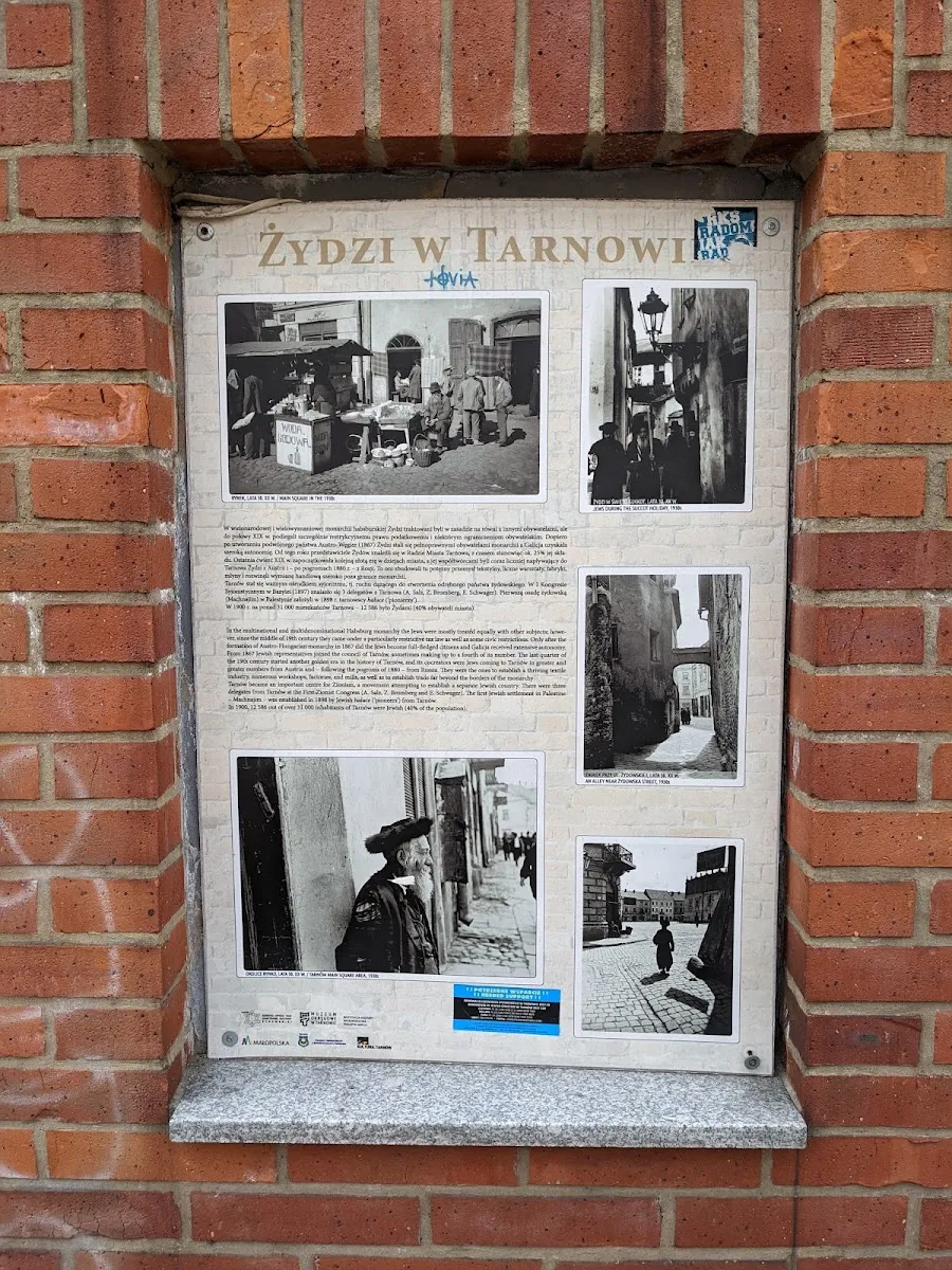 Bima Starej Synagogi w Tarnowie — foto 7