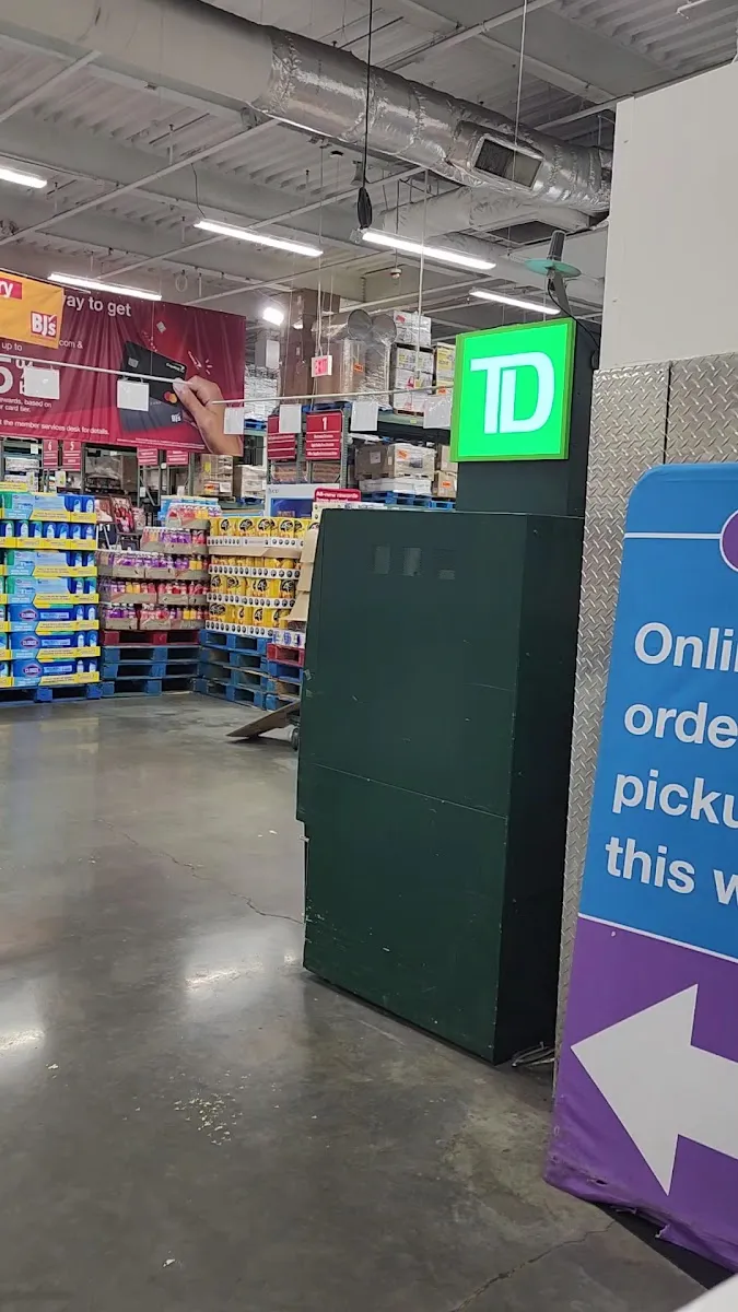 BJ's Wholesale Club (College Point) — foto 2