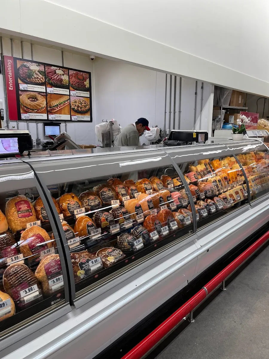 BJ's Wholesale Club (Levittown) — foto 3