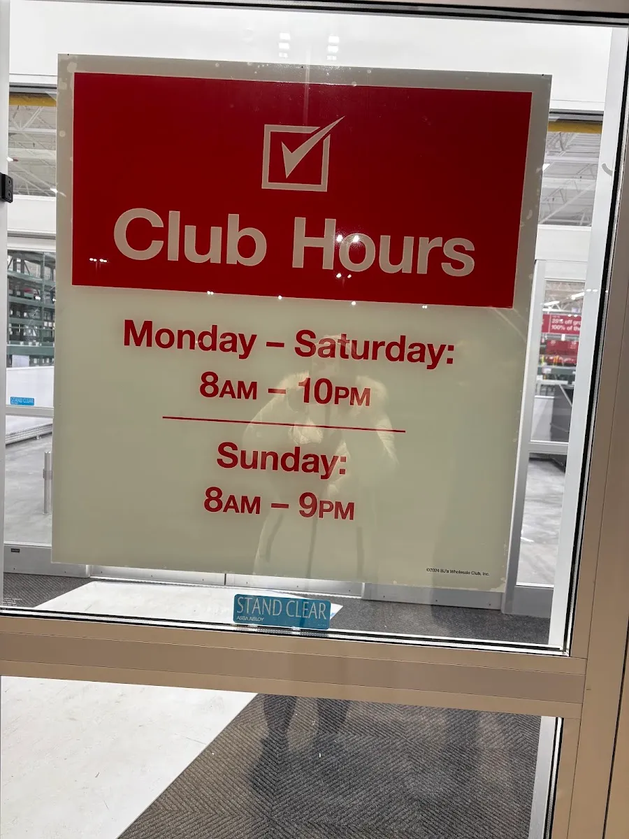 BJ's Wholesale Club (Staten Island) — photo 5