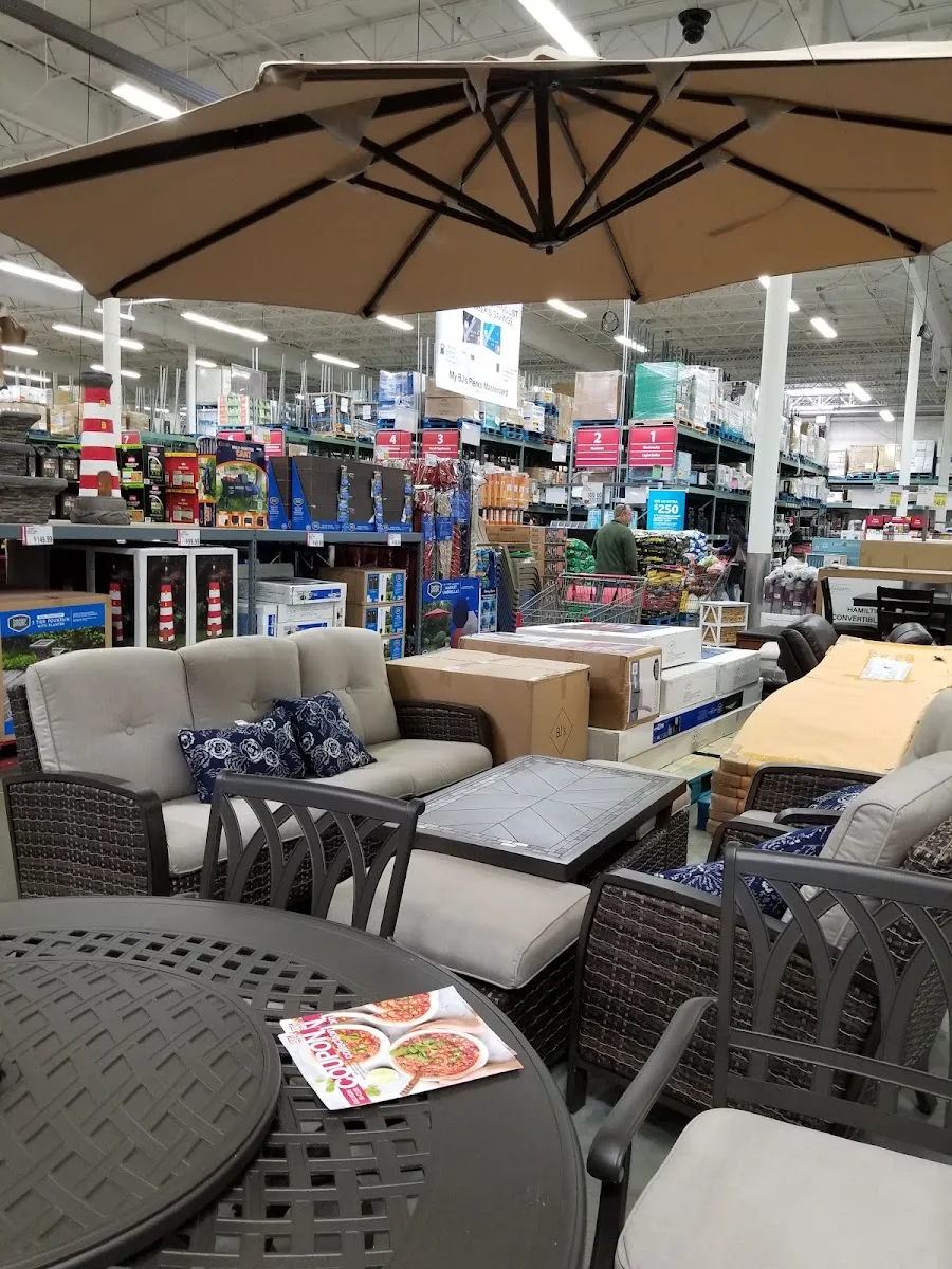 BJ's Wholesale Club (Westbury) — photo 9