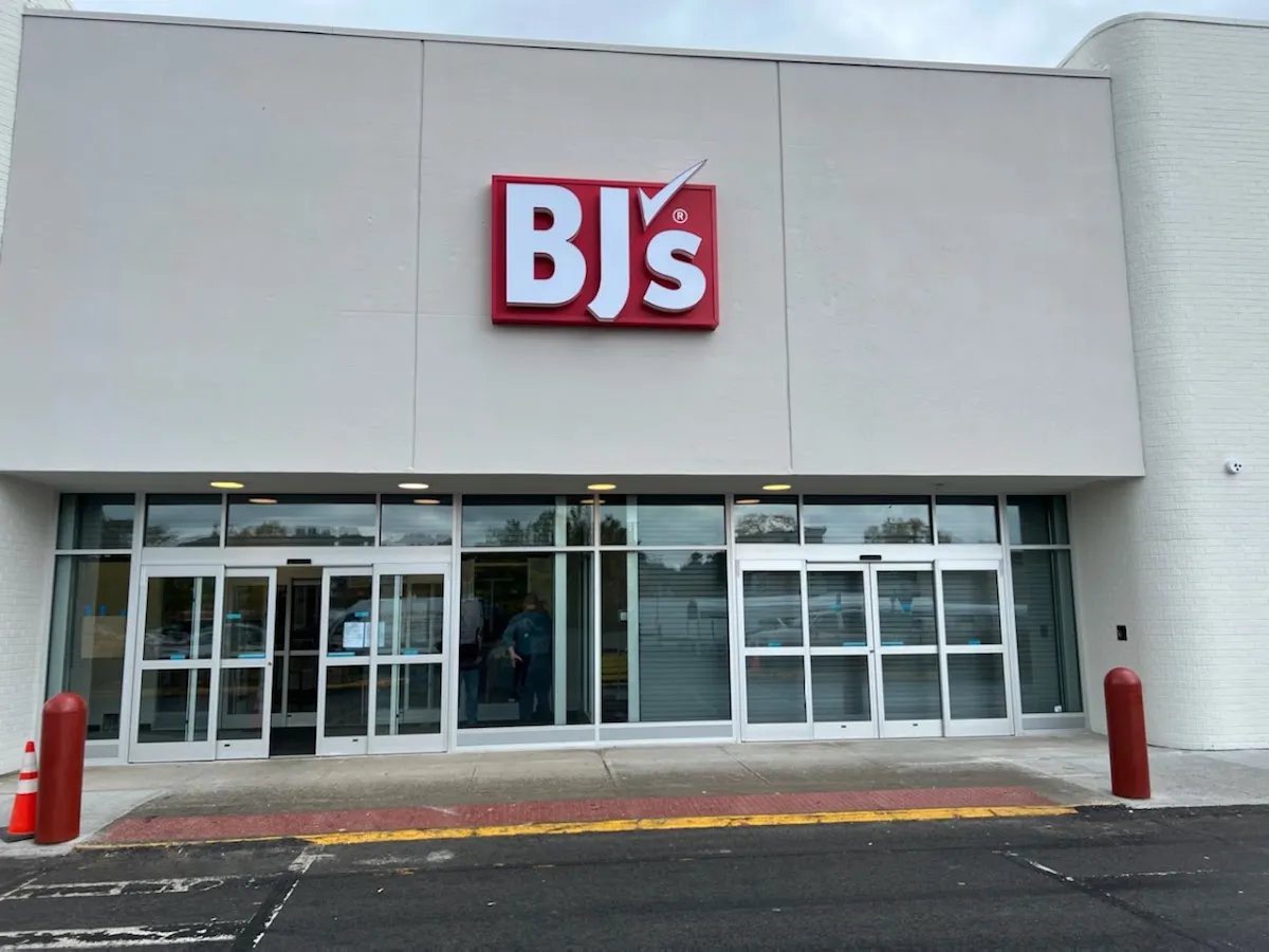 BJ's Wholesale Club (White Plains) — photo 3