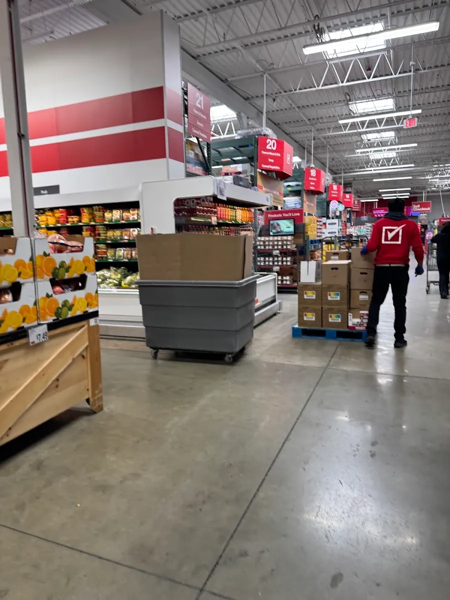 BJ's Wholesale Club (White Plains) — photo 4