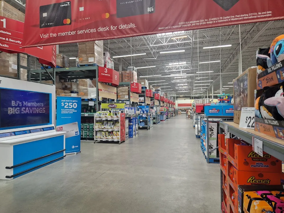 BJ's Wholesale Club (Williamsville) — photo 3