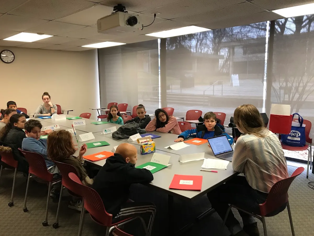 BJEP, the Jewish Sunday school with all-Brandeis student teachers — photo 4