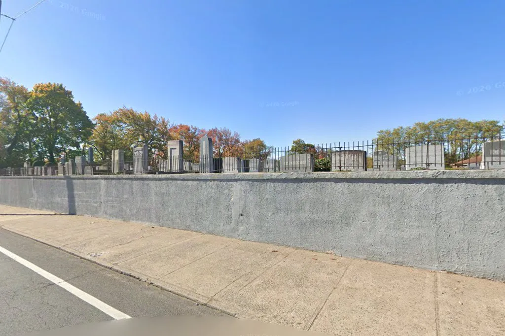 Bnai Israel Ahavath Joseph Cemetery — foto 3