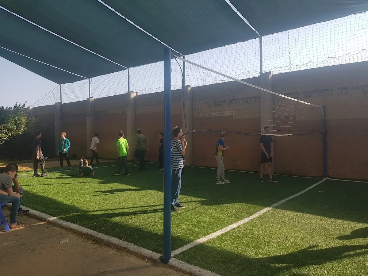 Bnei Akiva Yeshiva in Givat Shmuel — foto 8