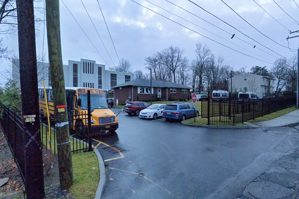 Bnos Zion of Bobov Monsey