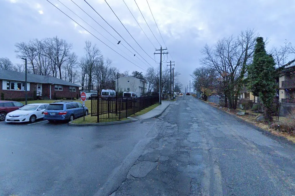 Bnos Zion of Bobov Monsey — photo 2