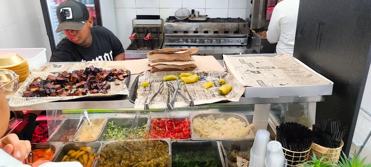 Bo'a Shawarma — photo 6