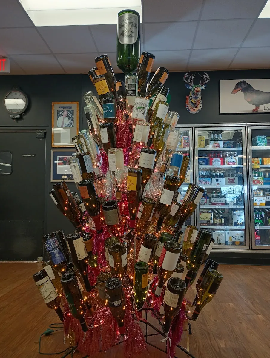 Bob's Liquor & Wine — photo 4