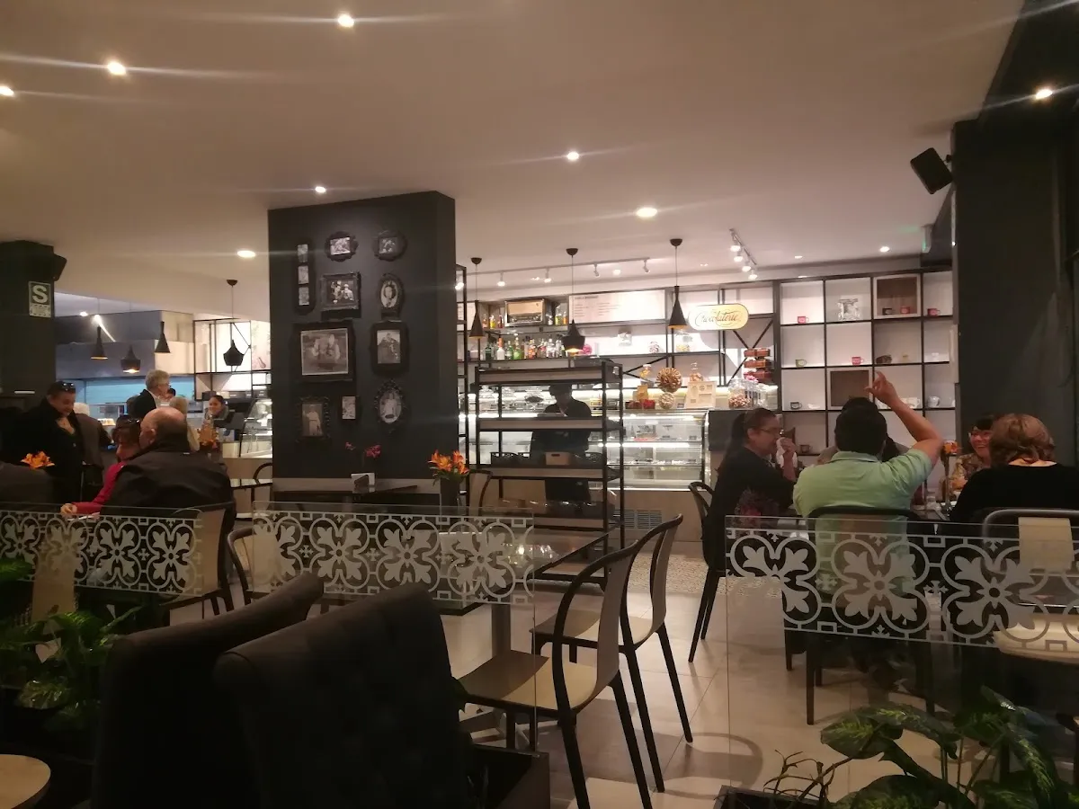 Bobe's Kitchen — photo 4