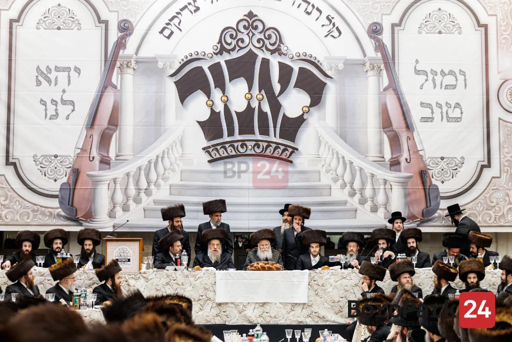 Bobov Monsey Shul — foto 5