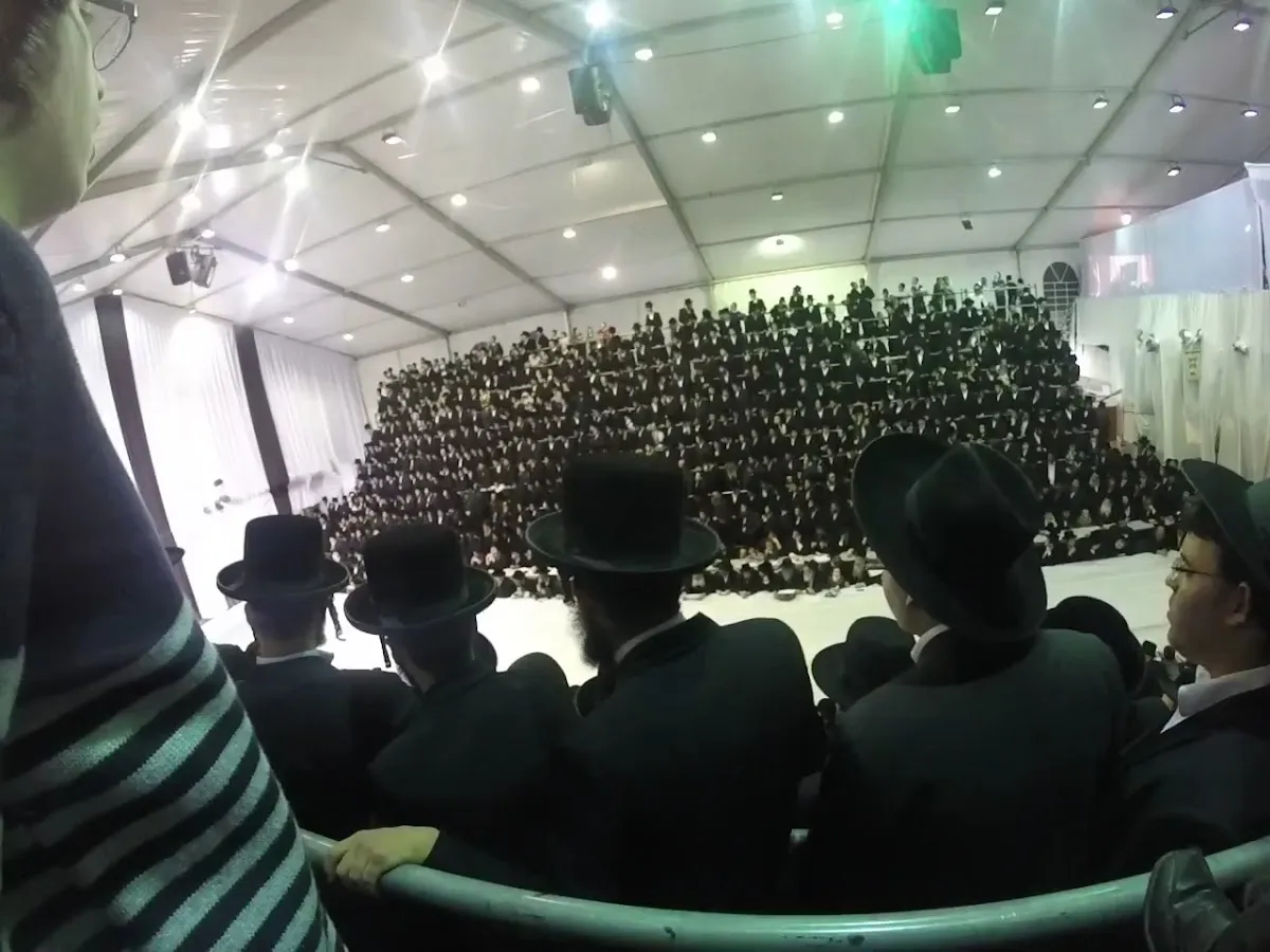 Bobov Yeshiva (Bat Yam) — foto 2