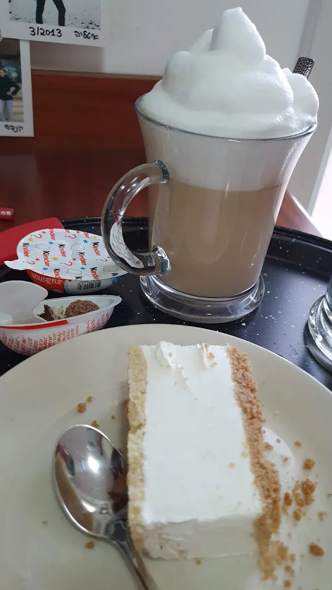 Bonjour Bakery (Hadera) — photo 5
