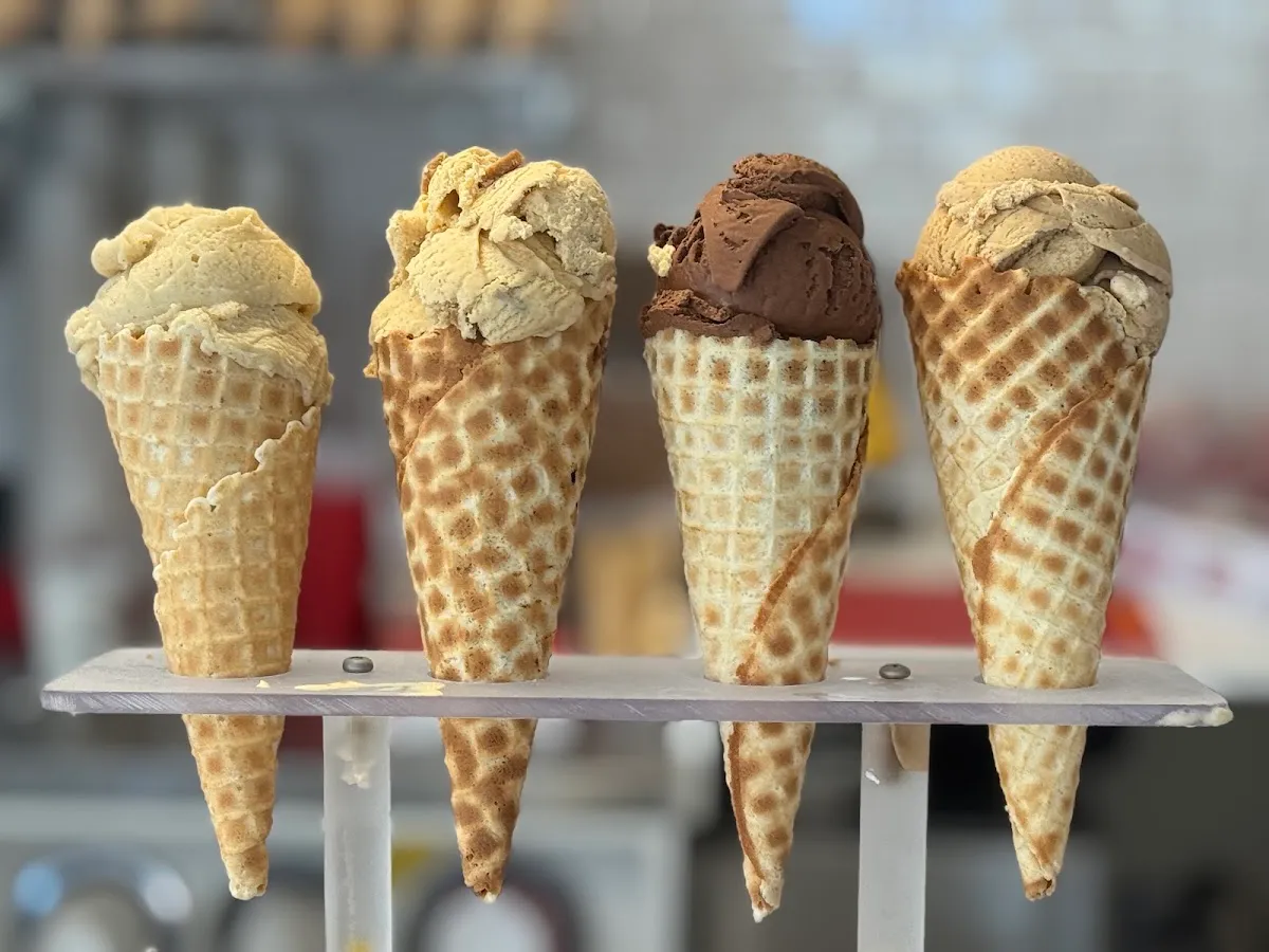 Bonnie Brae Ice Cream — photo 2