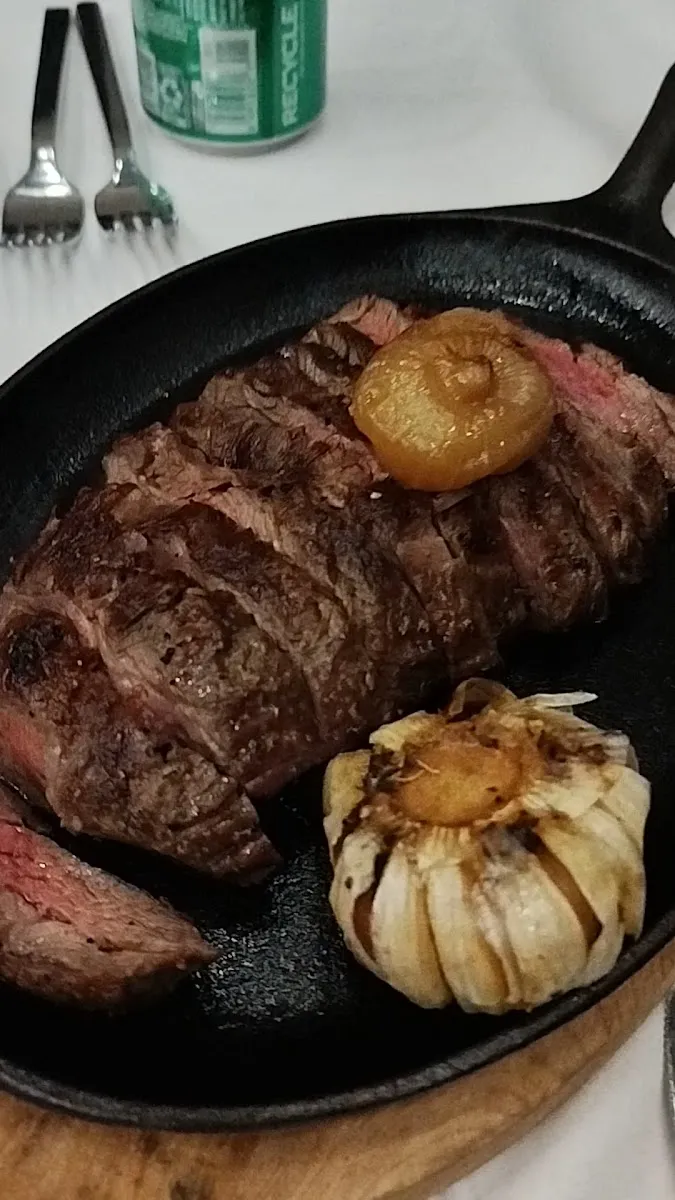 Bordeaux Steakhouse — foto 2