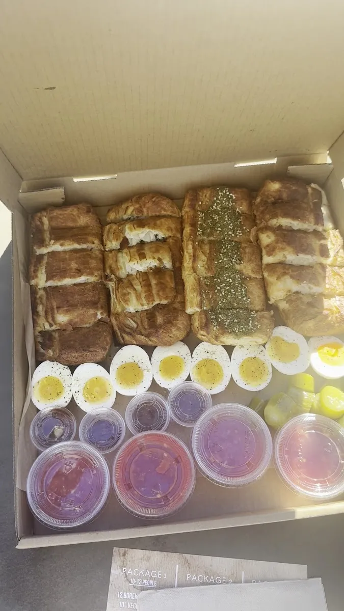 Borekas Sephardic Pastries Woodland Hills — foto 7