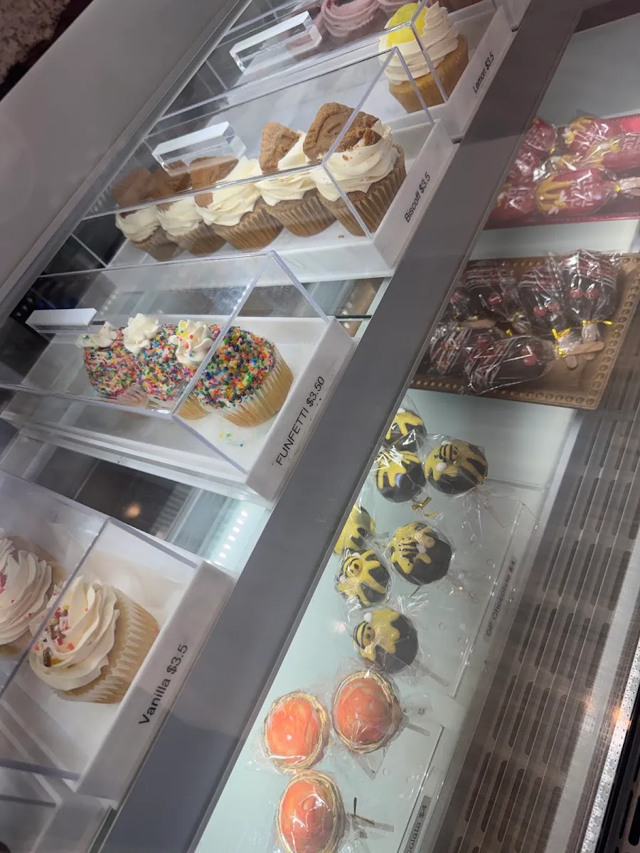 Bossi's Bakery & Cafe' Kosher — foto 10