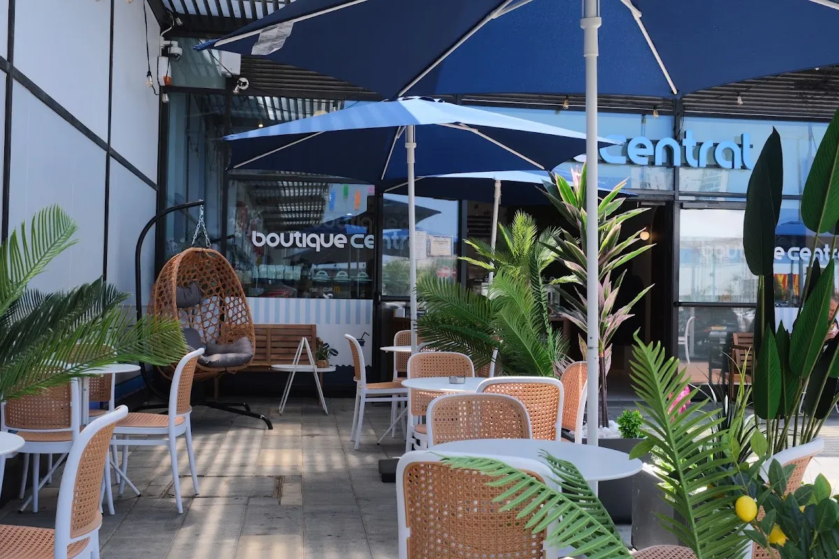 Boutique Central (Kiryat HaSharon) — photo 4