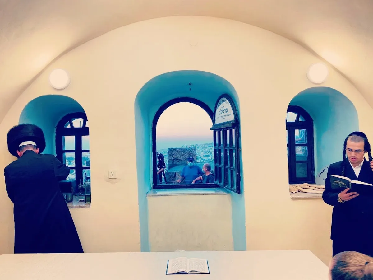 Breslov Chasidim Synagogue — foto 8