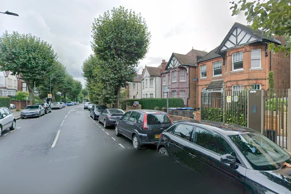 Brondesbury Park United Synagogue — foto 3