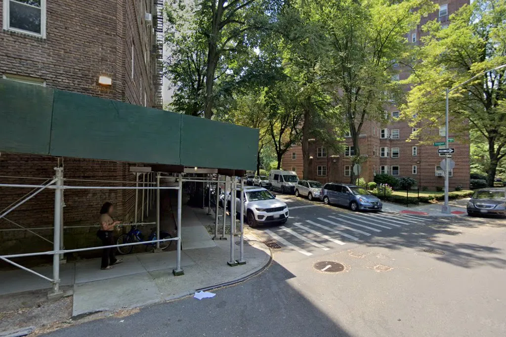 Bronx Jewish Community Council — Van Cortlandt Park South — photo 2
