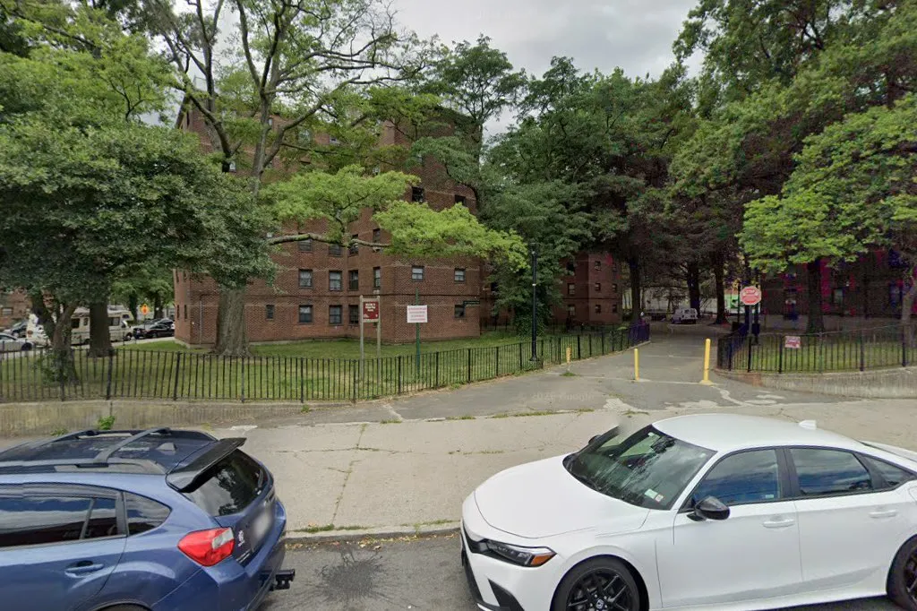 Bronx Jewish Community Council — Williamsbridge Road