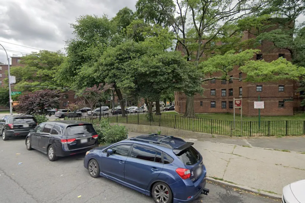 Bronx Jewish Community Council — Williamsbridge Road — photo 3
