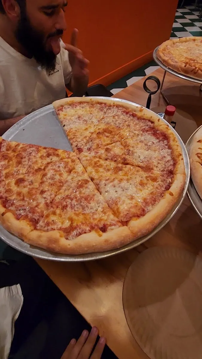 Brooklyn Pizza — photo 3