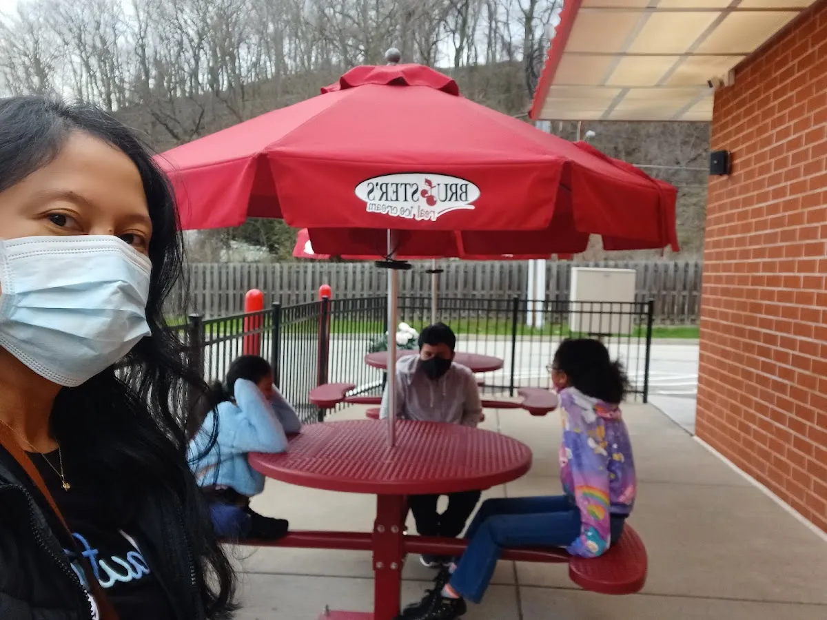 Bruster's Real Ice Cream (Squirrel Hill) — foto 8
